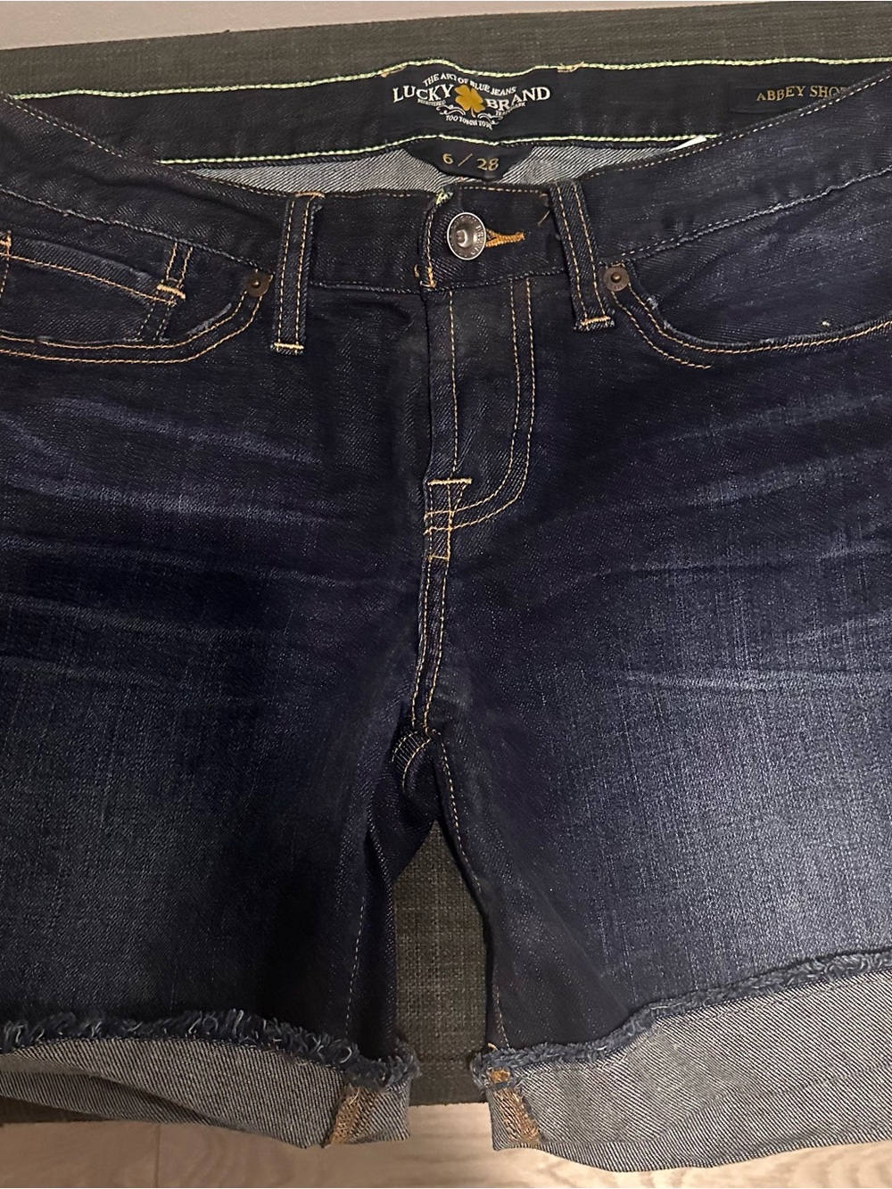 Lucky Brand Indigo Blue Jeans with Contrast Stitching